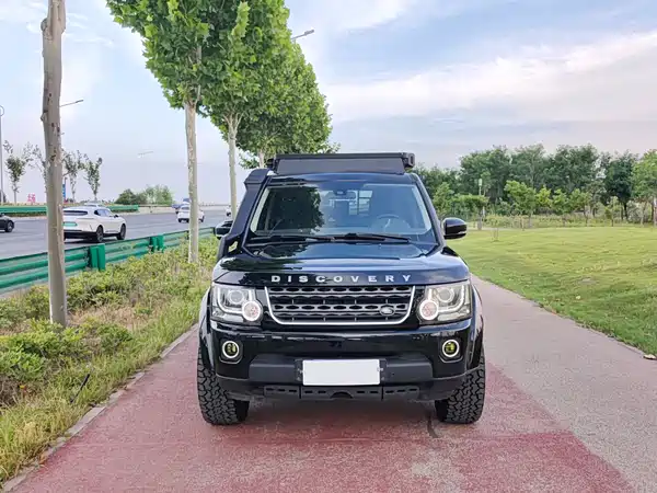 Land Rover Discovery 2013