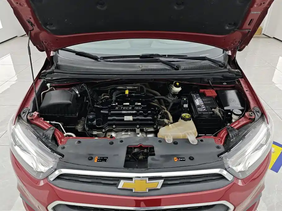 Chevrolet Aveo 2014 — фото 10