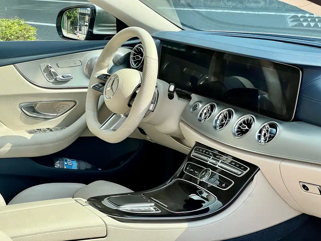 Mercedes-Benz E-Class 2017 — фото 10