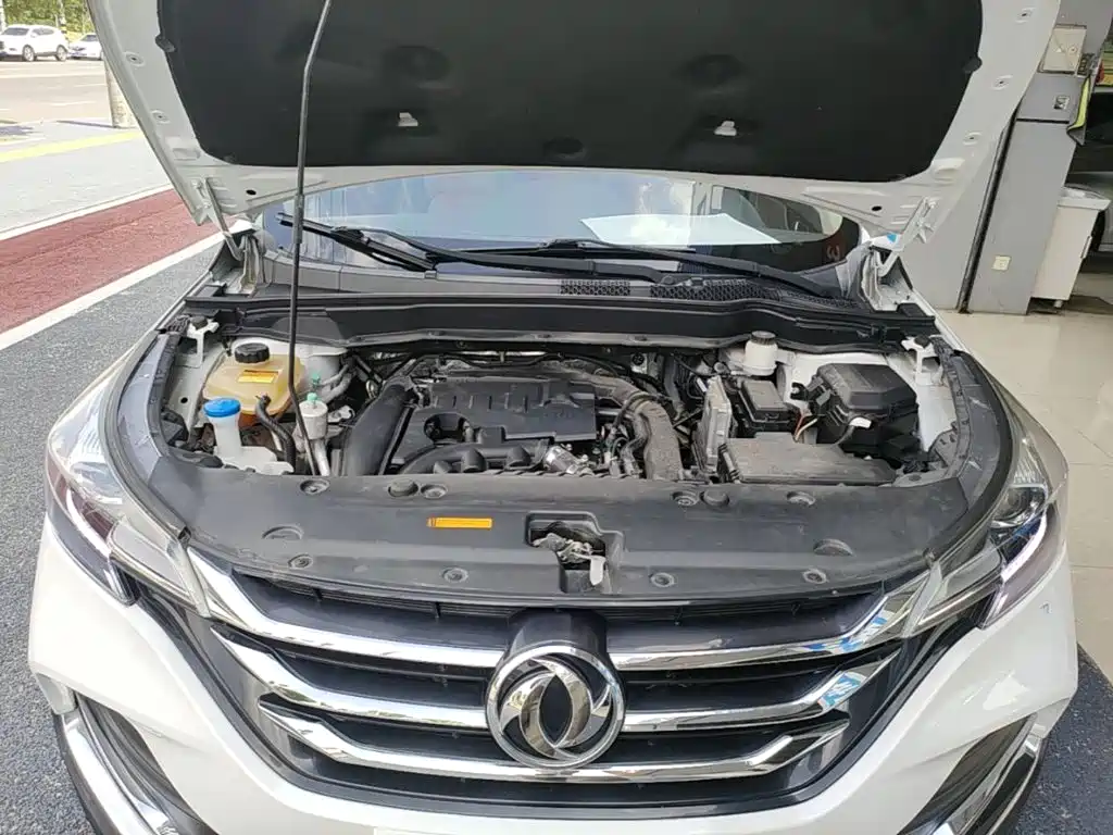 Dongfeng Fengshen AX7 2018 — фото 20