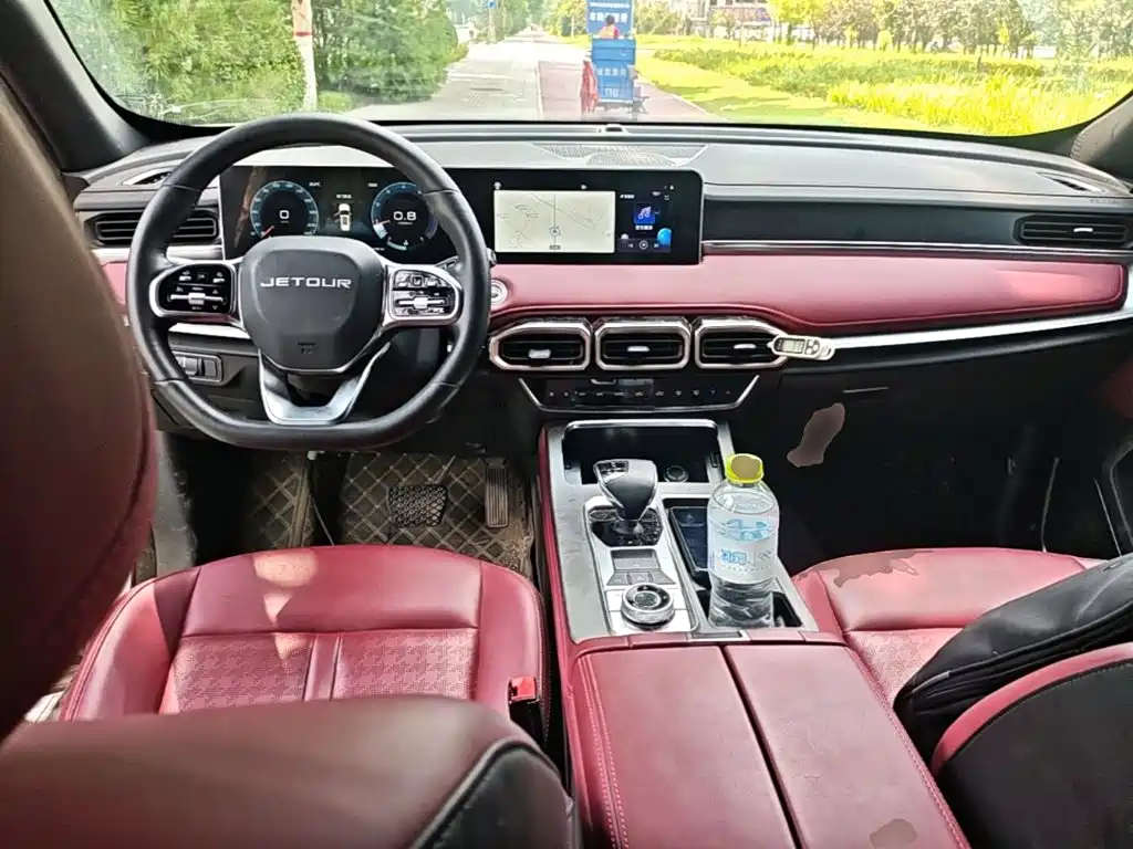 Jetour Jietu X70 PLUS 2025 — фото 10