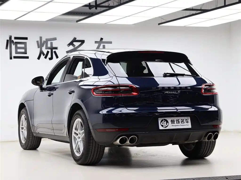 Porsche Macan 2018 — фото 26