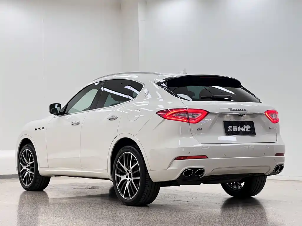 Maserati Levante 2017 — фото 4