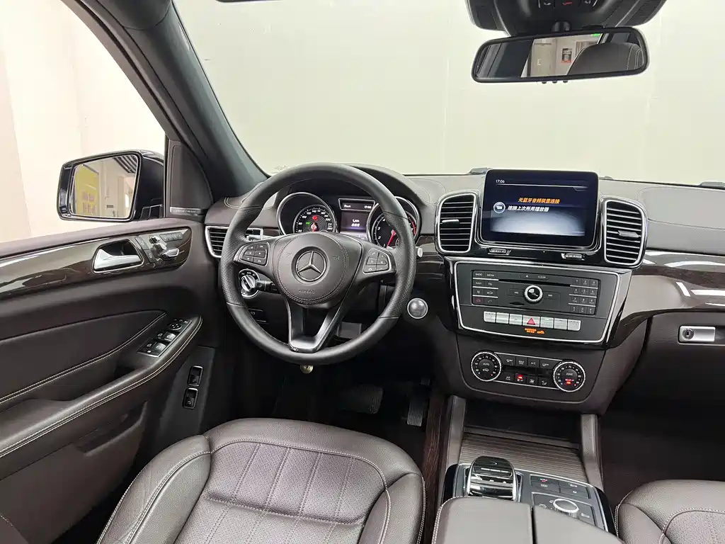 Mercedes-Benz GLS 2019 — фото 13