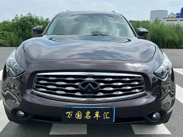 Infiniti FX 2010