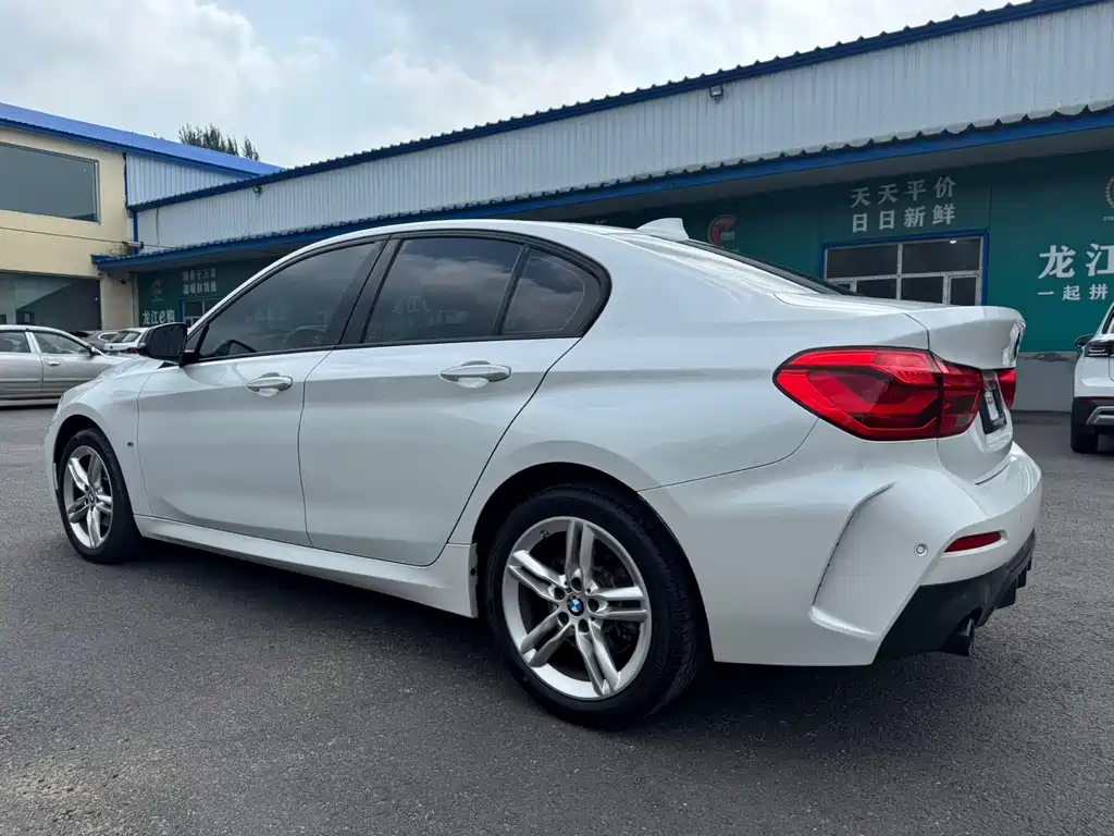 BMW 1 Series 2022