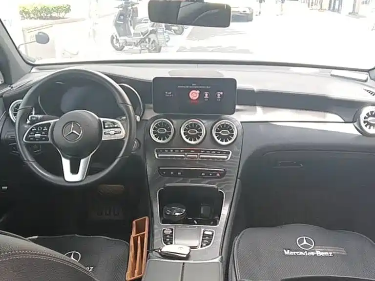 Mercedes-Benz GLC Coupe 2021