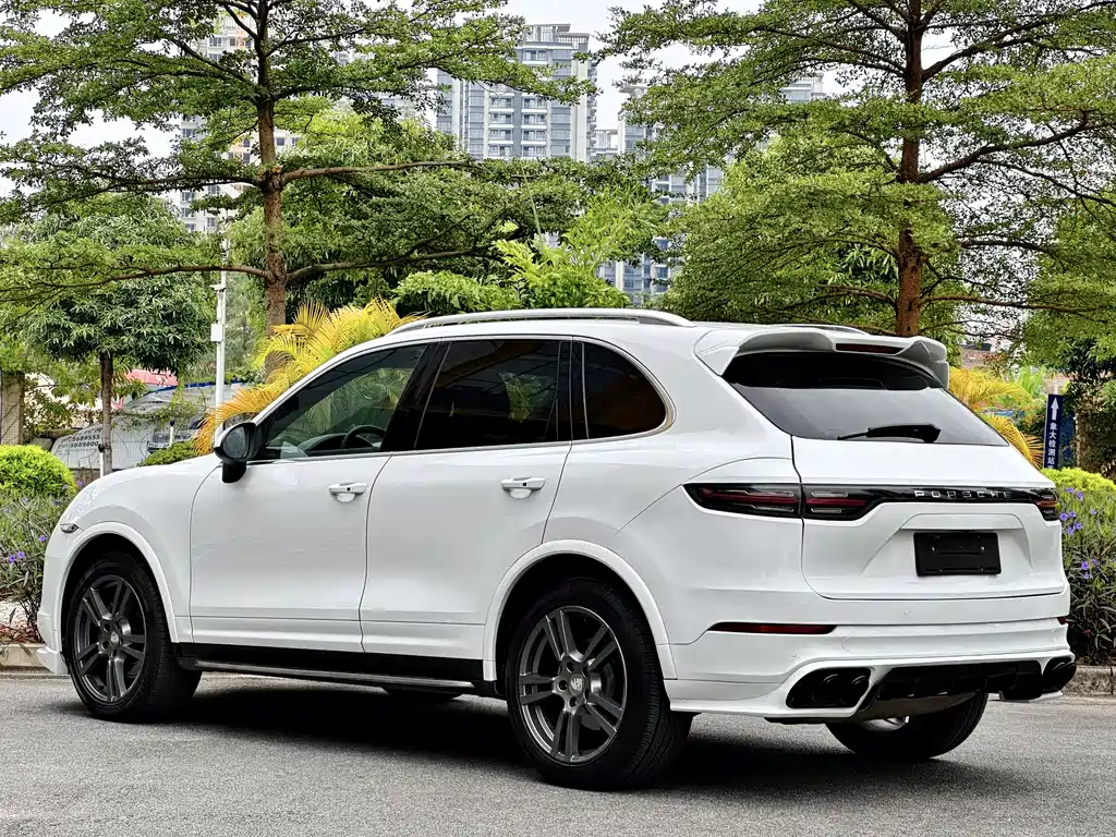 Porsche Cayenne 2013 — фото 5