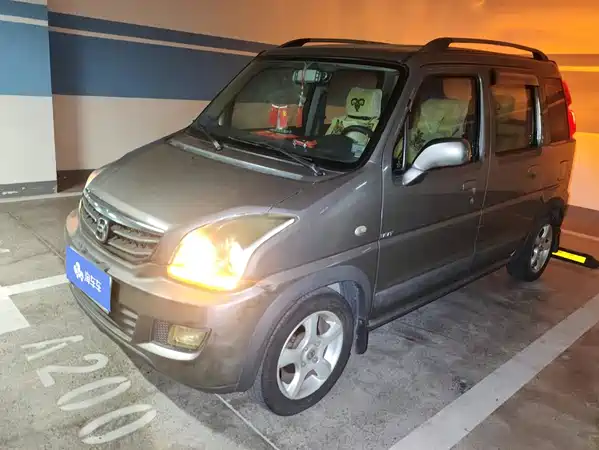 Suzuki Beidou Star X5 2013
