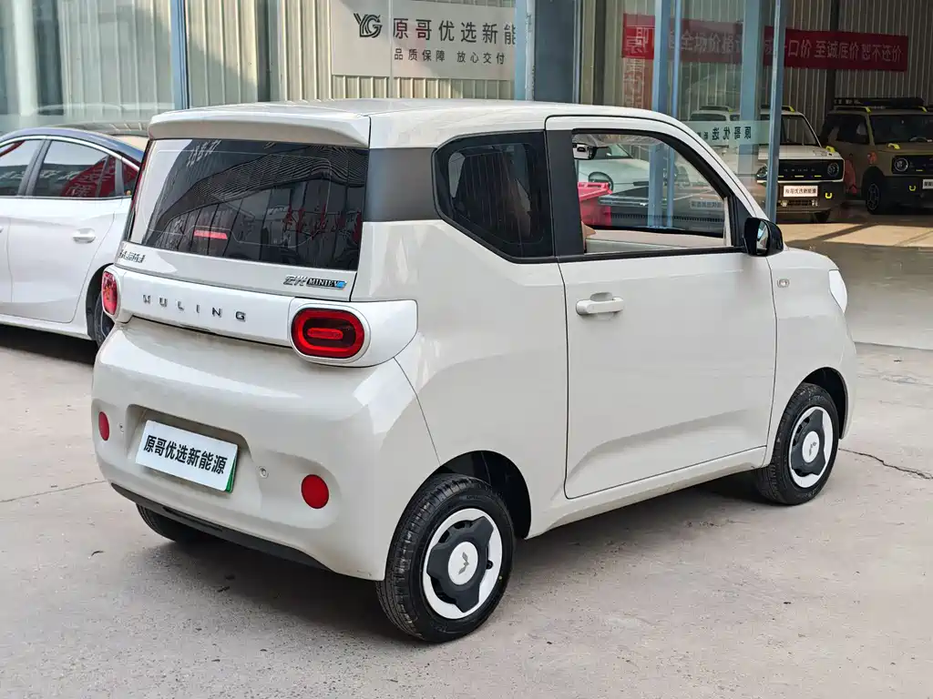 Wuling MINIEV 2025