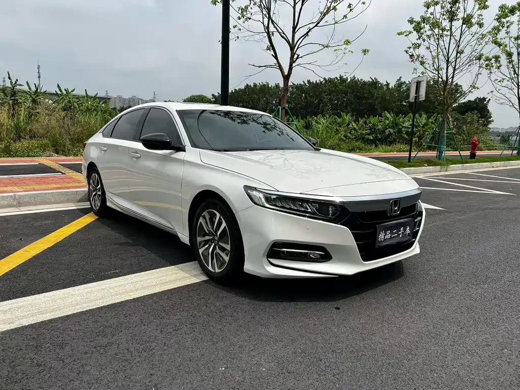 Honda Accord 2018 — фото 3