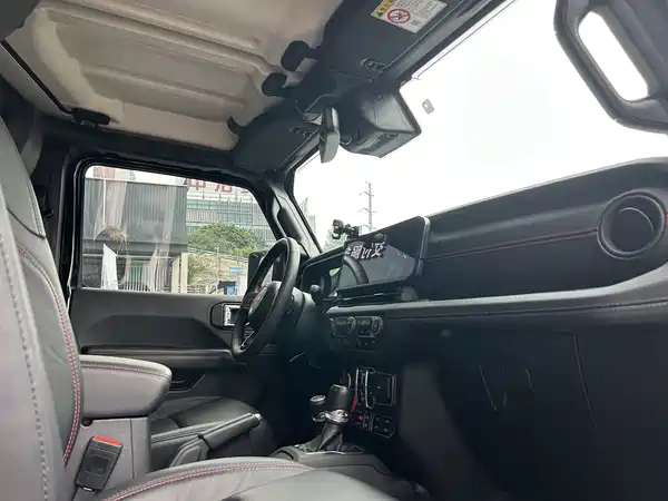 Jeep Wrangler 2024