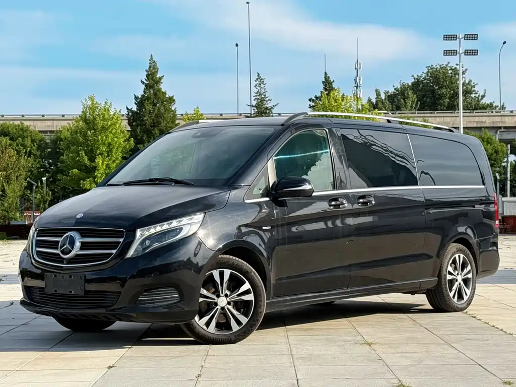 Mercedes-Benz V-Class 2017 — фото 3
