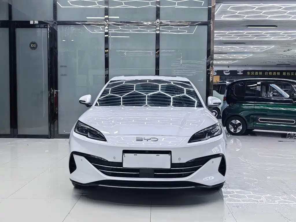 BYD Seal 06 2025