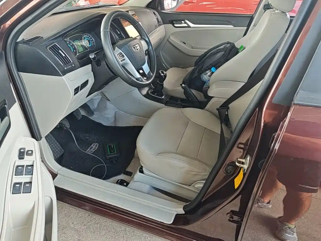 Geely Vision 2015 — фото 15