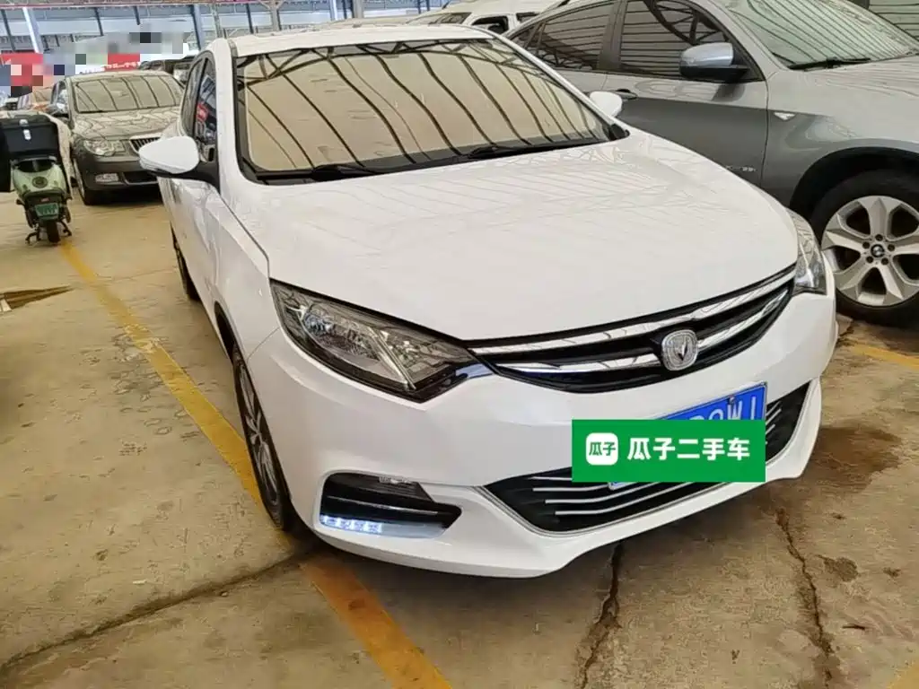 Changan Eado XT 2016 — фото 4