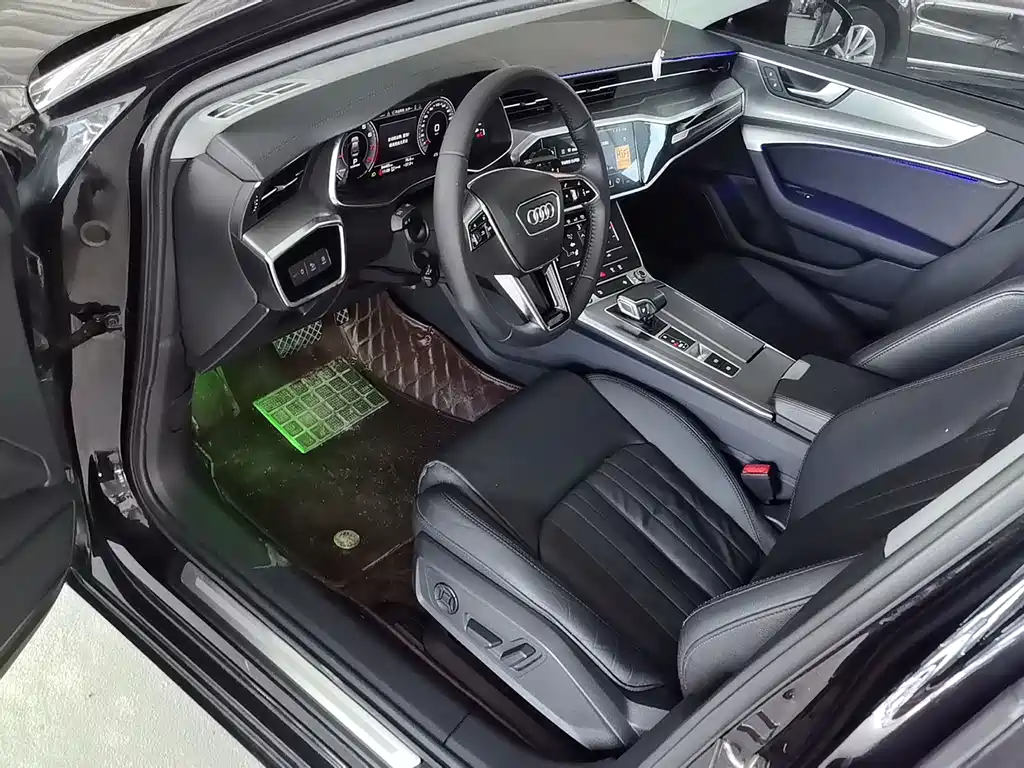 Audi A6L 2020