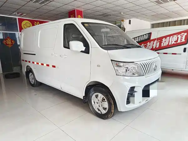 Changan Ruixing EM60 2021