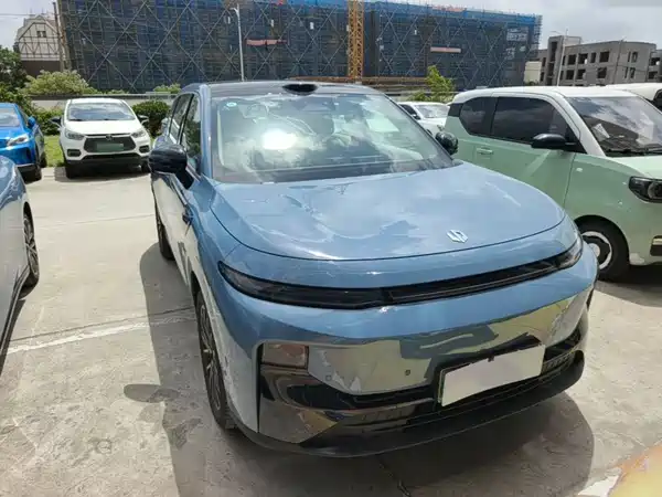 Leapmotor B10 2025