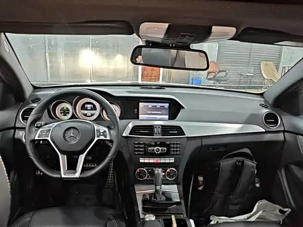 Mercedes-Benz C-Class 2015