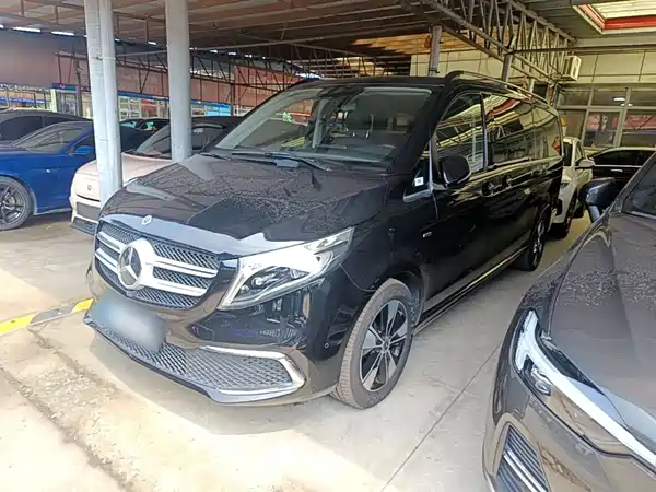 Mercedes-Benz V-Class 2022