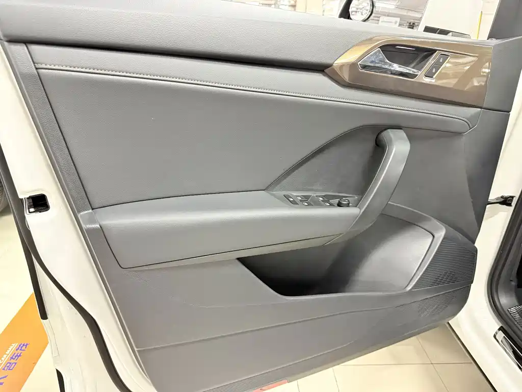 Volkswagen Tharu 2023
