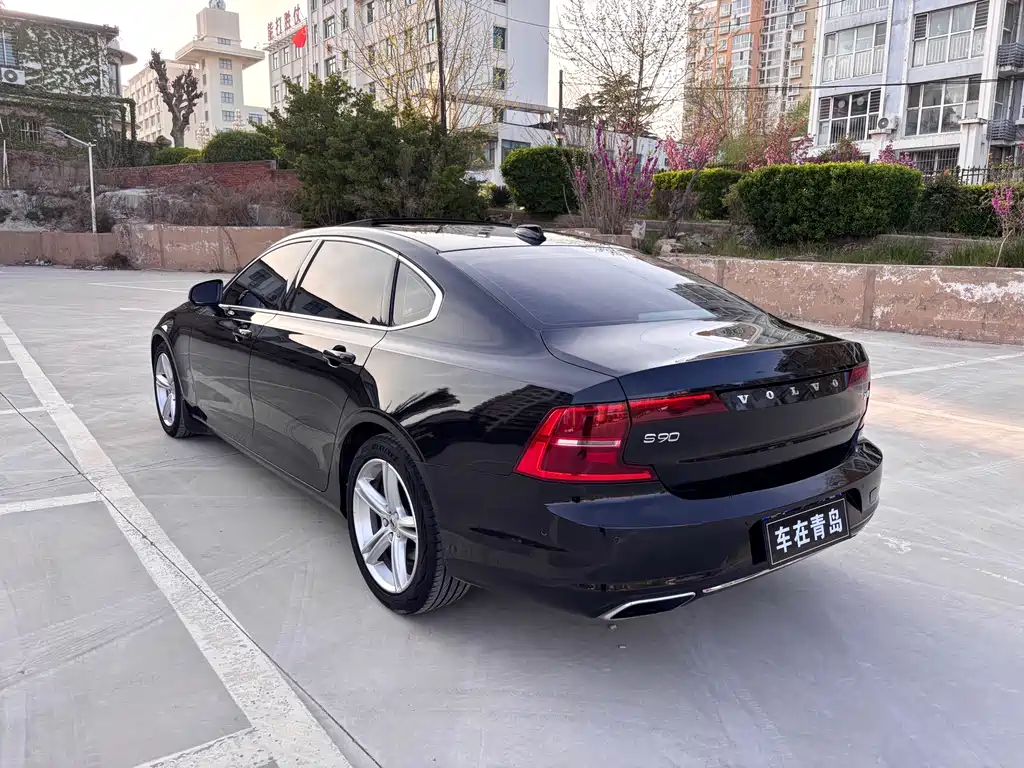 Volvo S90 2017 — фото 7