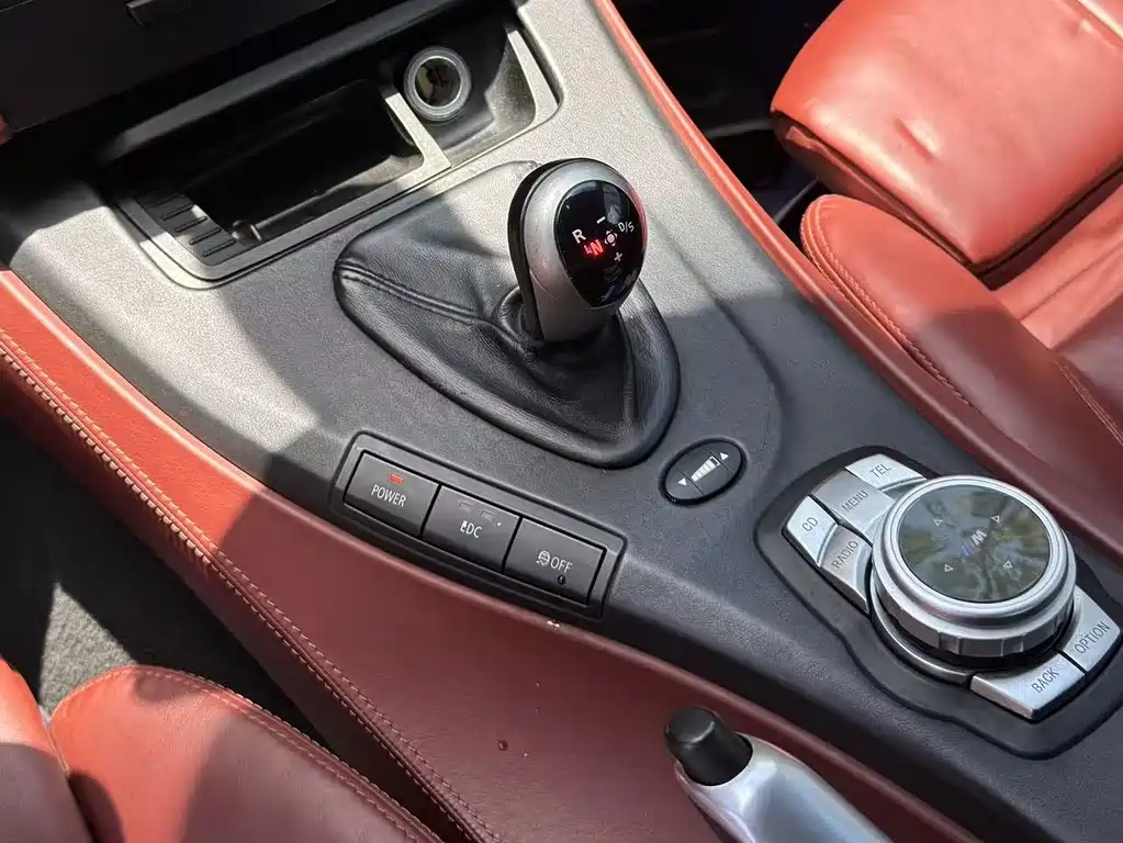 BMW M3 2012 — фото 9