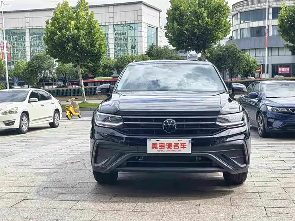Volkswagen Tiguan L 2025