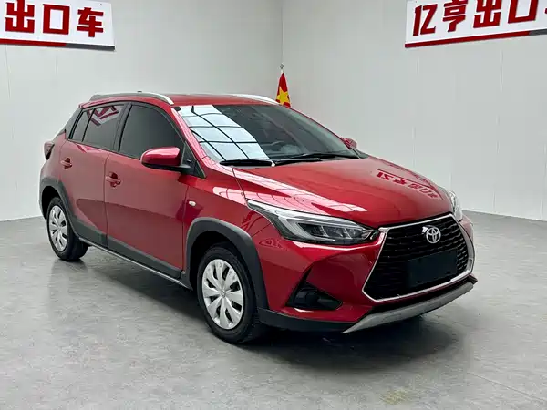 Toyota Yaris L 2021