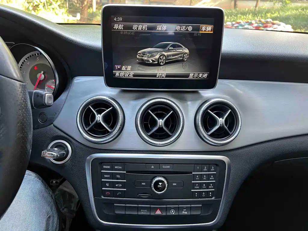 Mercedes-Benz CLA 2015 — фото 15