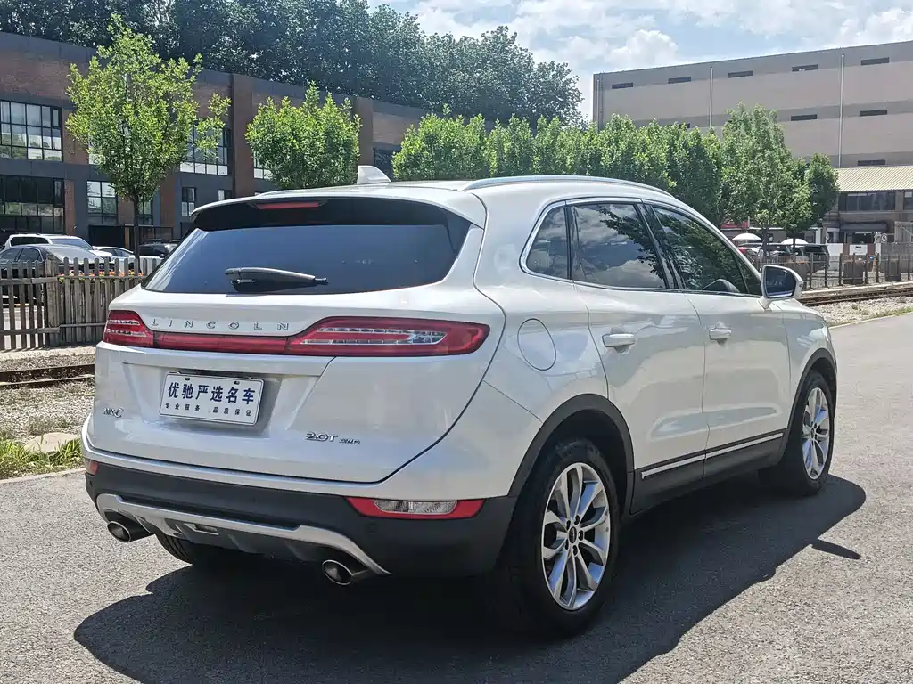 Lincoln MKC 2017 — фото 9
