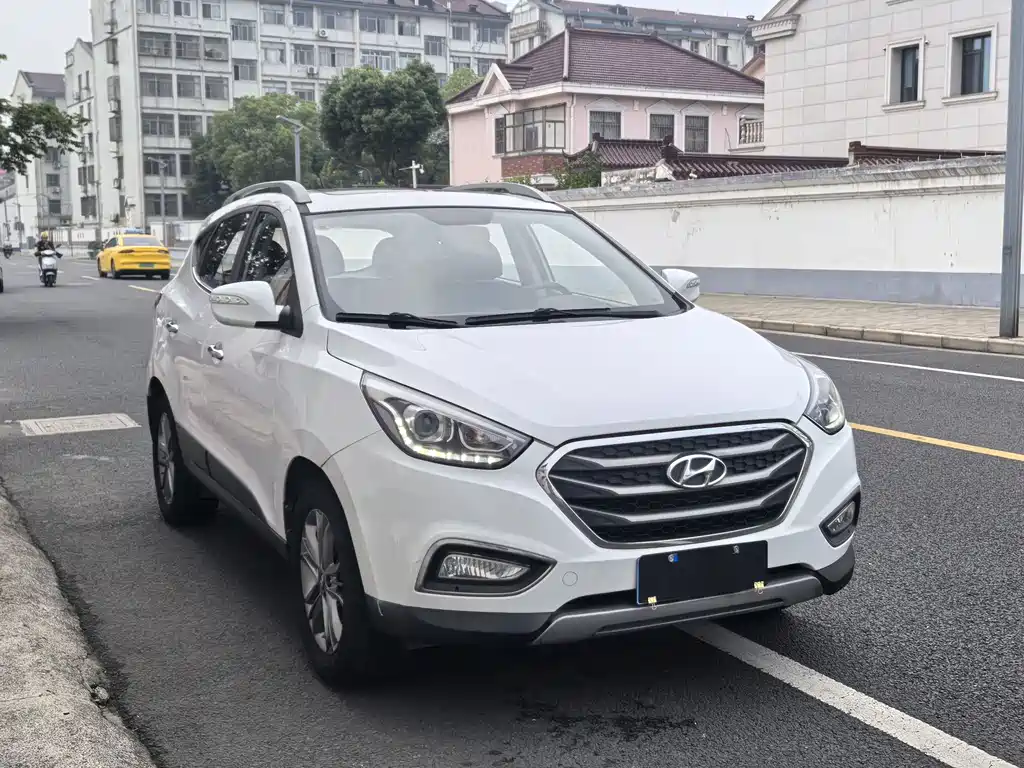 Hyundai ix35 2016 — фото 3