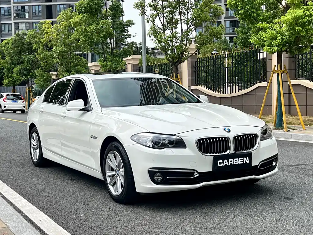 BMW 5 Series 2012