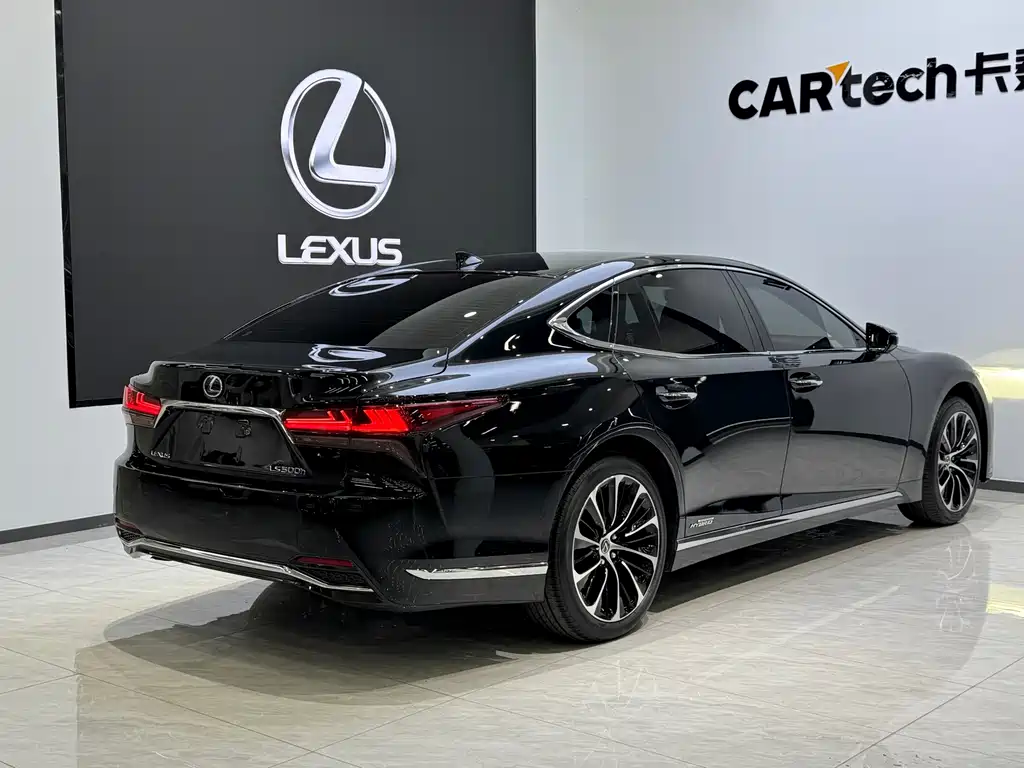 Lexus LS 2021 — фото 6