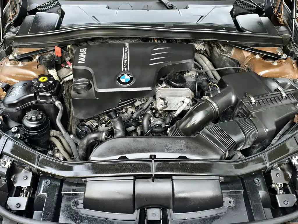 BMW X1 2012 — фото 17