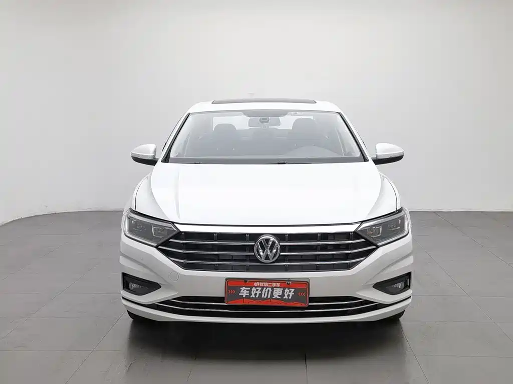 Volkswagen Sagitar 2021