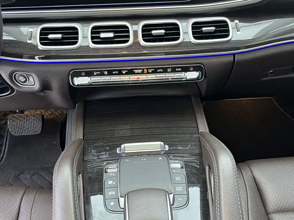 Mercedes-Benz GLE 2021 — фото 23