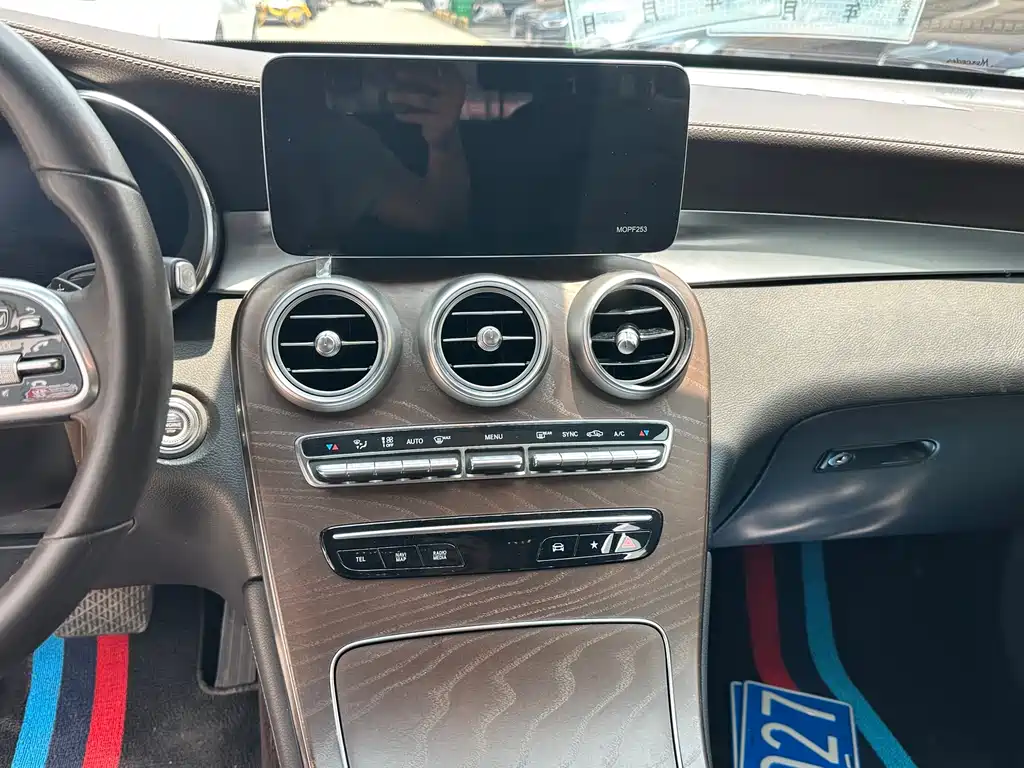 Mercedes-Benz GLC 2020 — фото 13