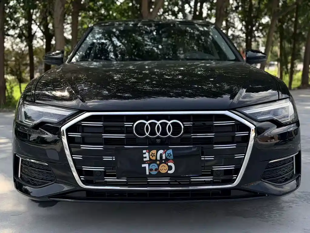 Audi A6L 2022