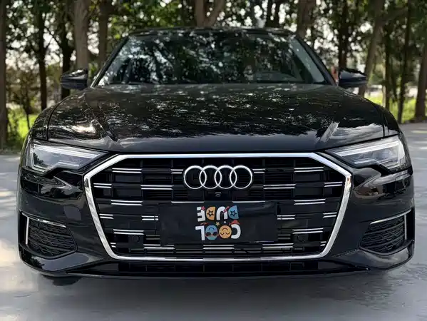 Audi A6L 2022