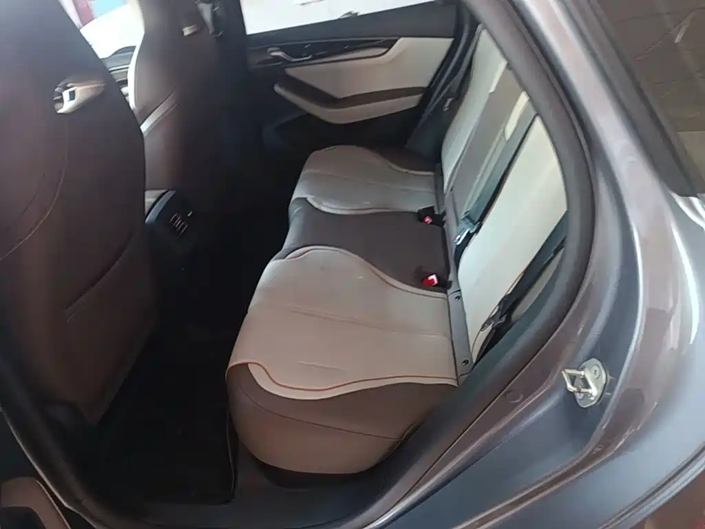 BYD Qin PLUS 2023 — фото 13