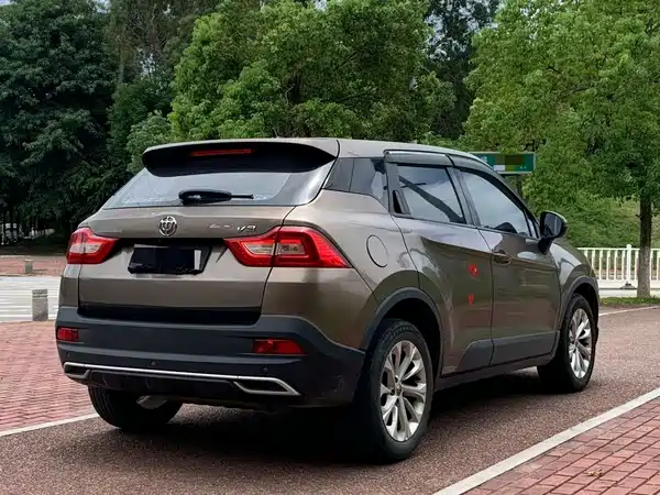 Brilliance V3 2017