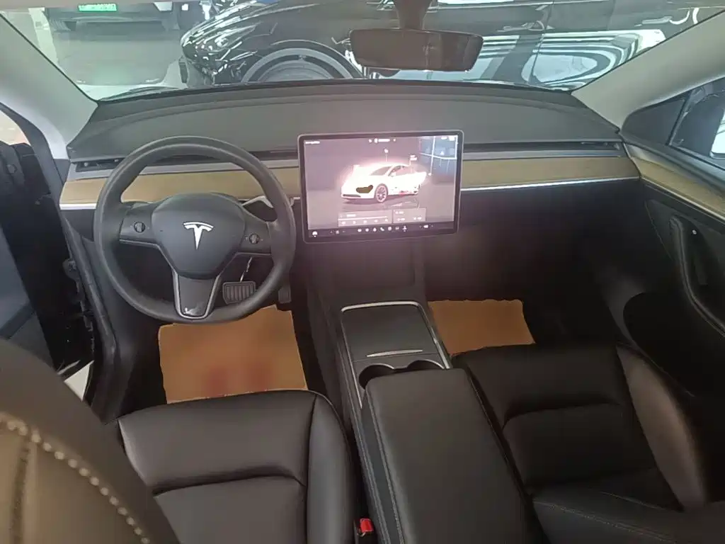 Tesla Model Y 2022 — фото 10