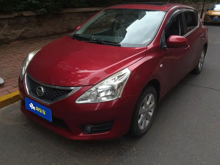 Nissan Tiida 2013
