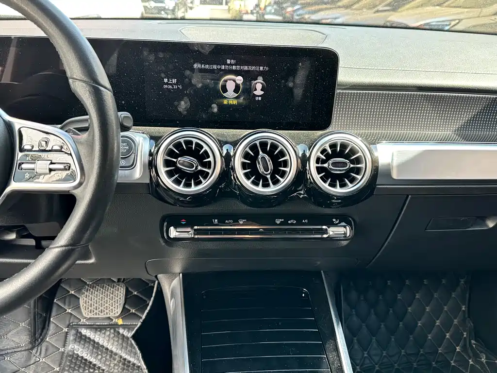 Mercedes-Benz GLB 2022 — фото 13
