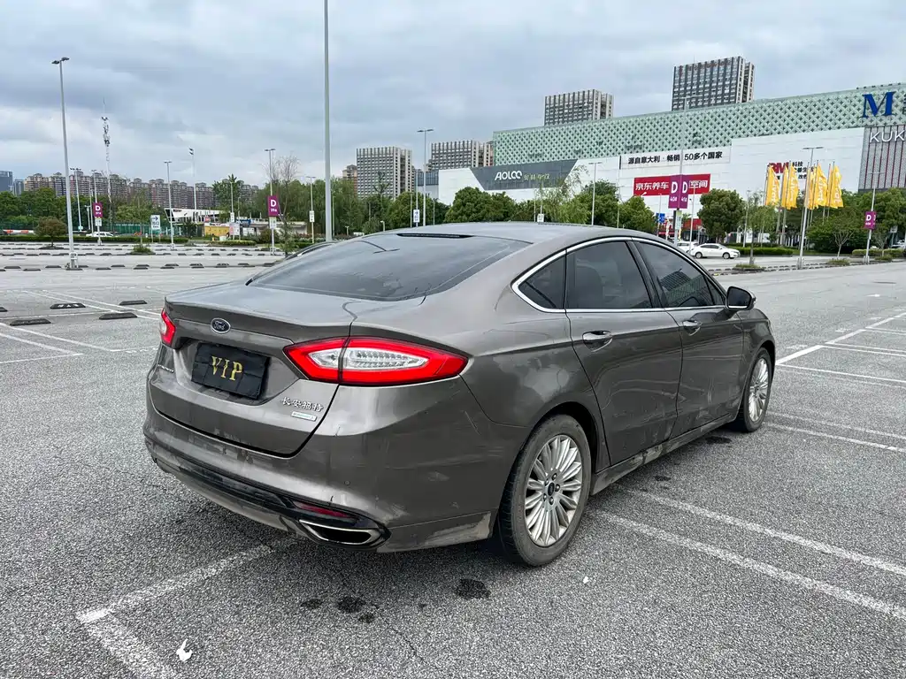 Ford Mondeo 2016 — фото 11