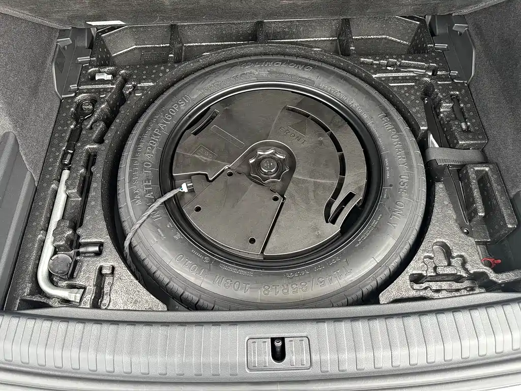 Audi Q3 2023 — фото 12