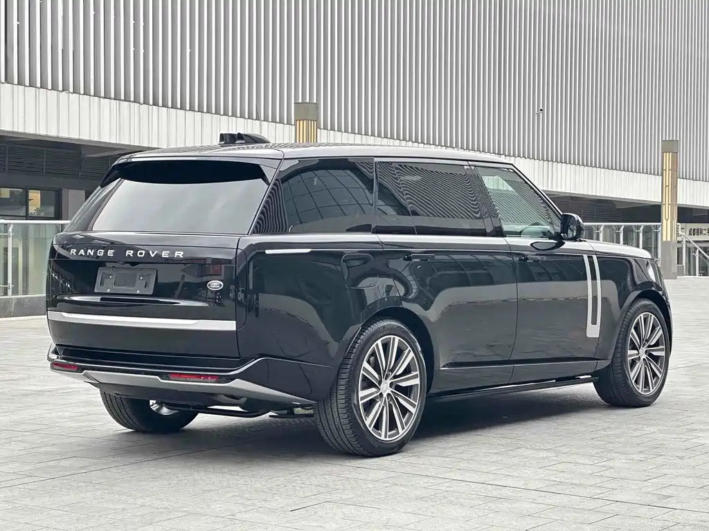 Land Rover Range Rover 2022 — фото 17