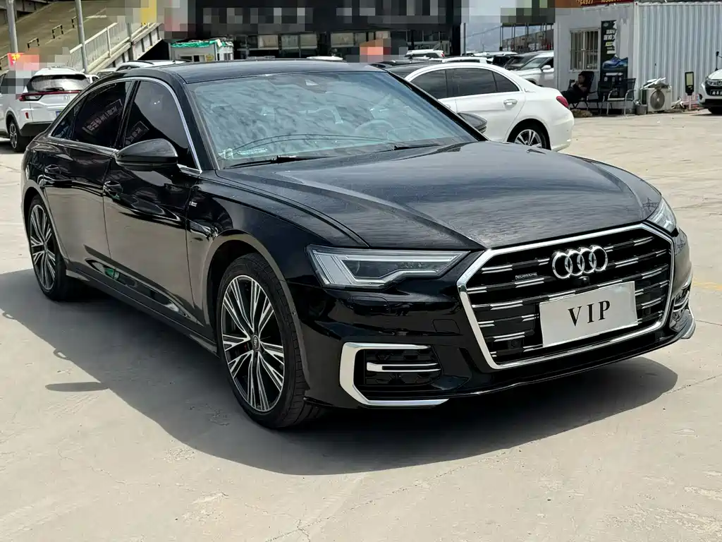 Audi A6L 2022